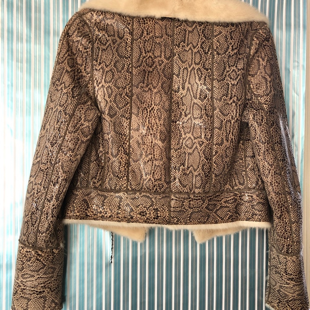 Jacket - Picture 2 of 7